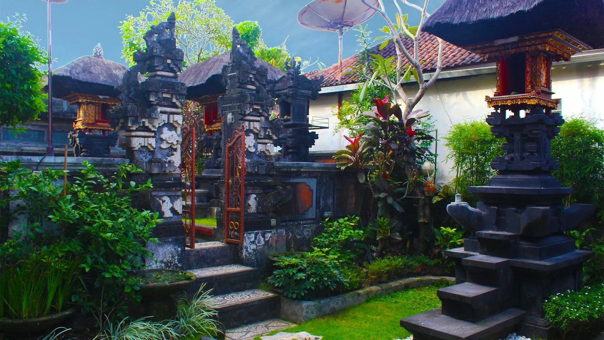 Cr Tris Rooms Seminyak Gæstehus